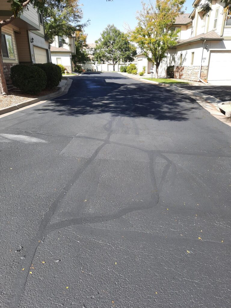 asphalt crack seal