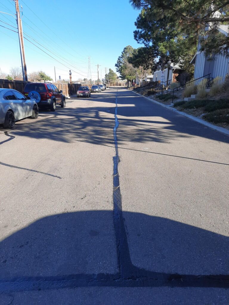 asphalt crack seal