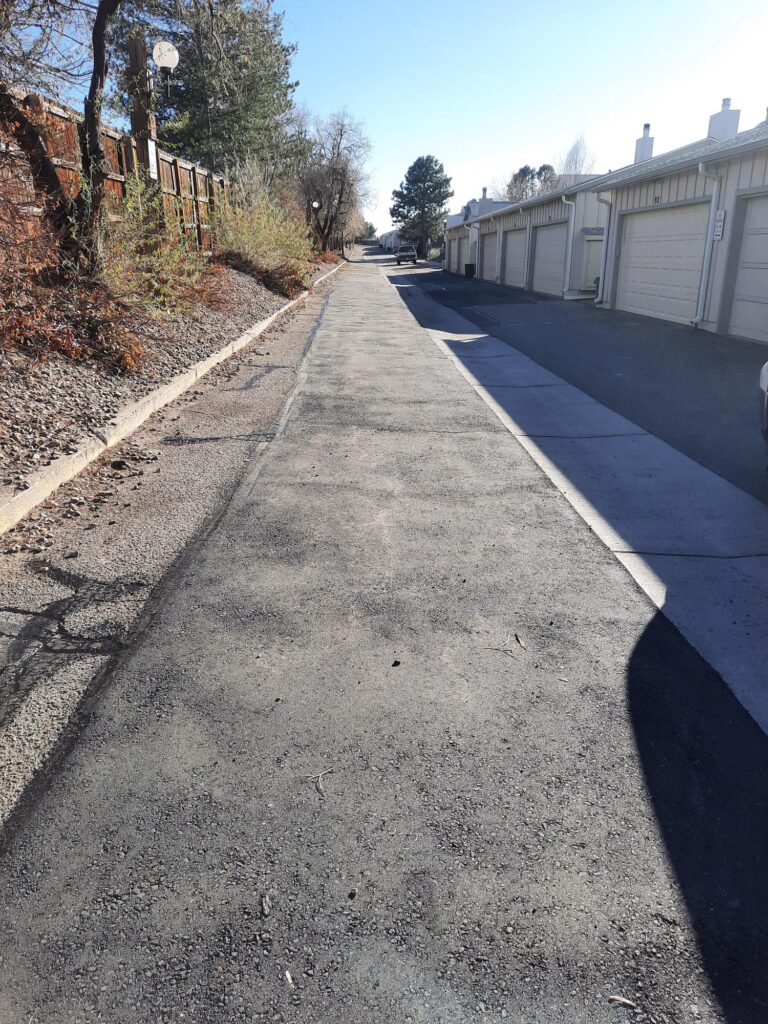 asphalt crack seal