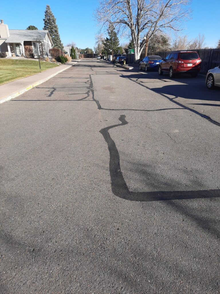 asphalt crack seal