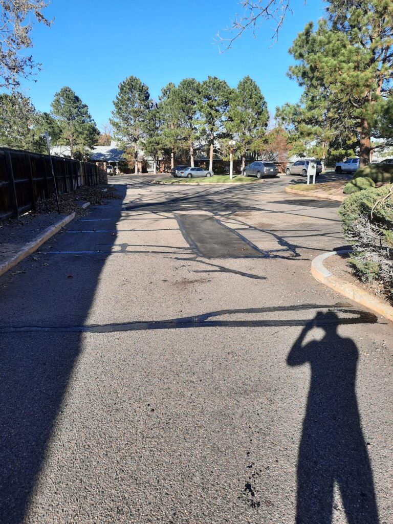 asphalt crack seal