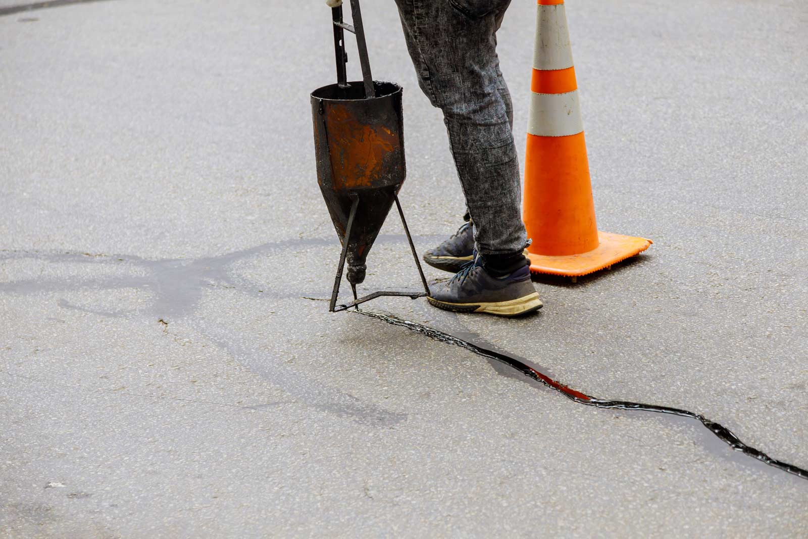 Asphalt Crack Seal