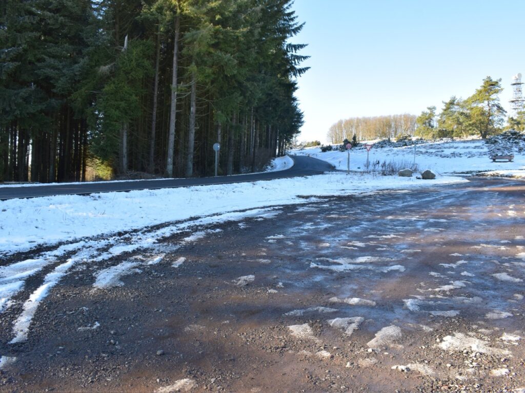 sealcoat during the winter